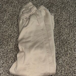 SHEIN Kids Tan Joggers